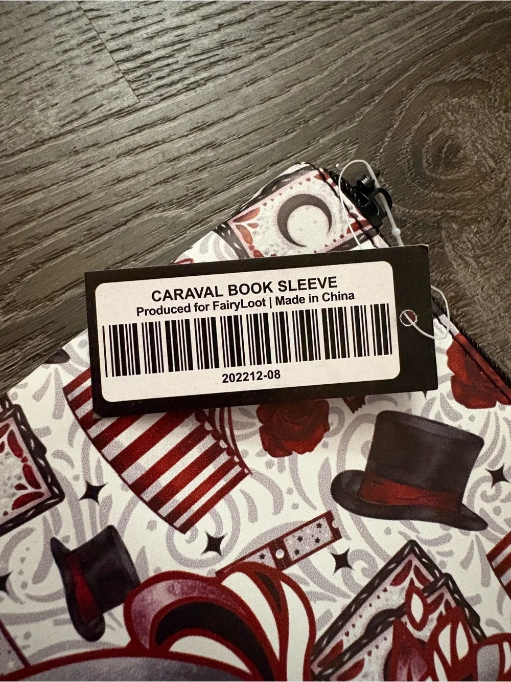 Caraval Fairyloot Exclusive Book Sleeve